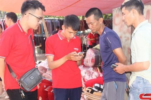 Mô hình điểm chuyển đổi thanh toán số toàn diện ở Thành phố