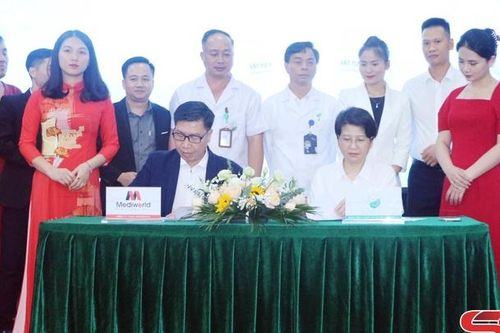Ký kết hợp tác và chuyển giao công nghệ huyết tương giàu tiểu cầu hoạt hóa cơ học