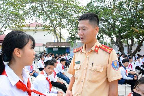 Sơn Dương tăng cường tuyên truyền Luật Giao thông đường bộ trong học đường