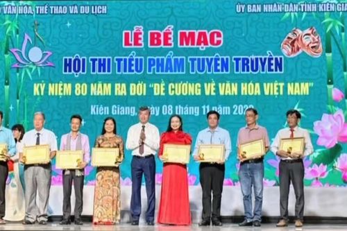 Trao giải Hội thi tiểu phẩm tuyên truyền Kỷ niệm 80 năm ra đời 'Đề cương Văn hóa Việt Nam'