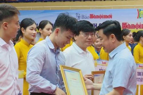 Giải bóng bàn tranh cúp báo Hà Nội mới khởi tranh