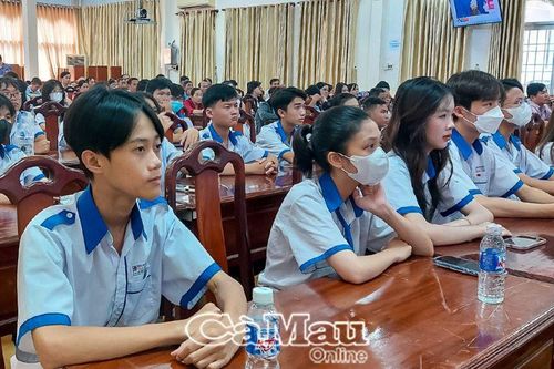 Trên 500 đại biểu được tuyên truyền về biển, đảo