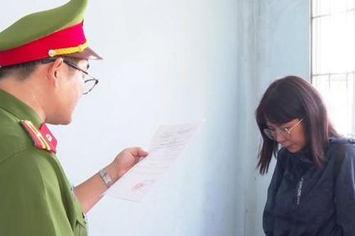 Nữ nhân viên ngân hàng chiếm đoạt 25 tỷ đồng