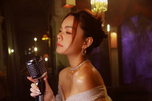 Phạm Quỳnh Anh tung đĩa nhạc kỷ niệm 15 năm 'bén duyên' âm nhạc