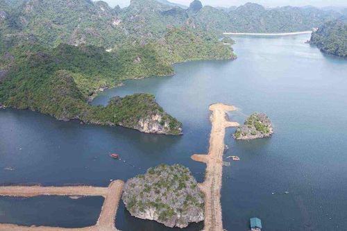 Đừng khai thác cạn kiệt di sản