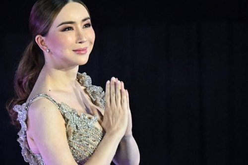 Bà trùm Hoa hậu Hoàn vũ nộp đơn phá sản