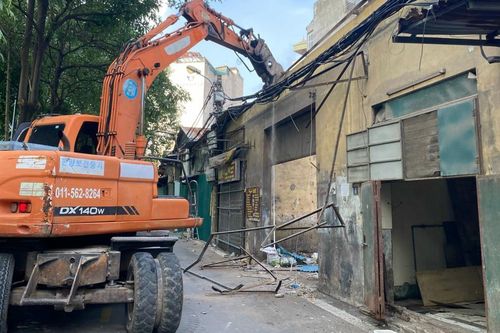 Phường Yên Hòa xử lý nhiều 'điểm nóng' về trật tự đô thị