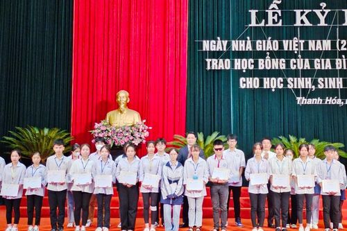 Thanh Hóa khen thưởng học sinh, sinh viên, giáo viên giỏi