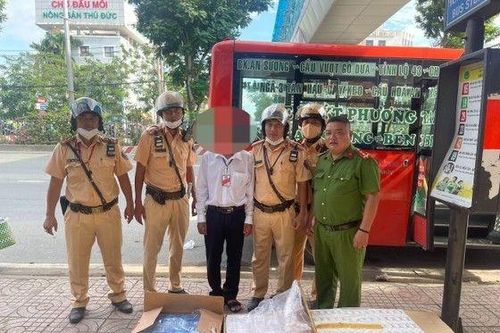 Khởi tố hình sự vụ xe buýt hãng Phương Trang vận chuyển 1.700 gói thuốc lá lậu
