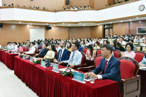 Thúc đẩy kinh tế tư nhân phát triển nhanh và bền vững