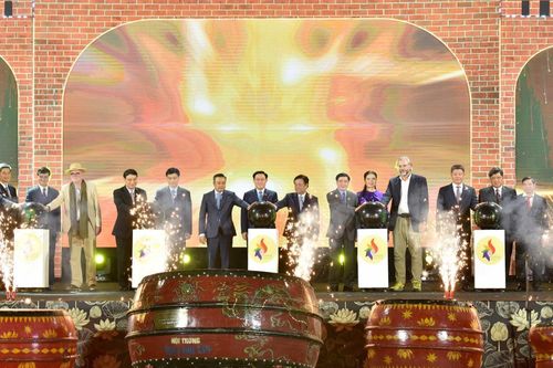 Khai mạc festival Bảo tồn và Phát triển làng nghề Việt Nam 2023