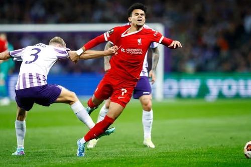 VAR lại từ chối bàn thắng, Liverpool thất bại tại Europa League