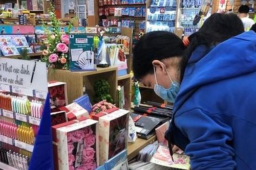 Nhiều cơ sở giáo dục không nhận hoa, quà chúc mừng ngày 20/11