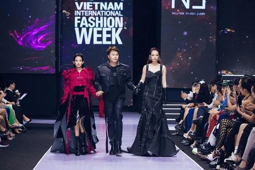 Thời trang ứng dụng dành cho những cá tính độc bản và độc đáo
