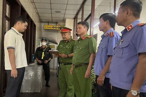 Bắt tạm giam Phó Giám đốc Công ty TNHH Thành Bưởi