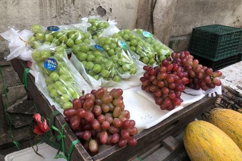 Loại trái từng chỉ quý tộc mới mua giá hàng triệu đồng/kg, vì sao bày ở chợ dân sinh, chỉ bán được vài chục ngàn đồng?