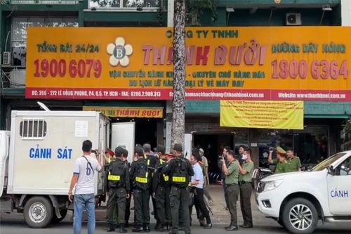 Khám xét trụ sở công ty Thành Bưởi