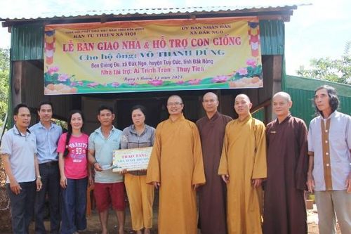 Ban Từ thiện Phật giáo tỉnh Đắk Nông tặng nhà tình thương đến hộ khó khăn