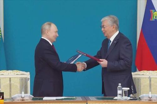 Nga và Kazakhstan tăng cường hợp tác song phương