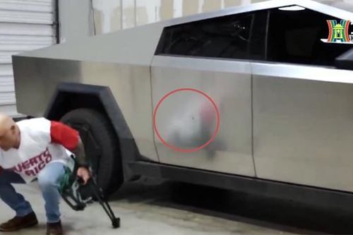 Tesla thử nghiệm chống đạn với mẫu xe tải Cybertruck