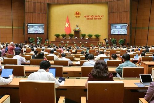 Quốc hội quyết nghị thực hiện cải cách tổng thể chính sách tiền lương từ ngày 1/7/2024