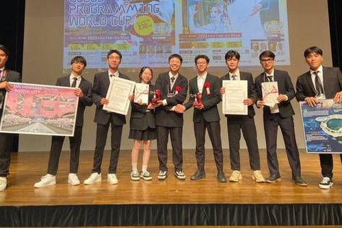 Sinh viên Việt Nam đoạt giải tại cuộc thi quốc tế về thiết kế thực tế ảo tại Nhật Bản
