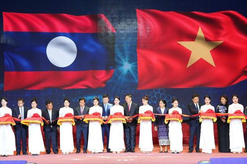 Khai mạc 'Ngày hội thắm tình hữu nghị đặc biệt Việt - Lào năm 2023'