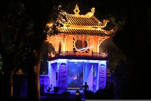 Di sản văn hóa hội tụ tại Văn Miếu - Quốc Tử Giám