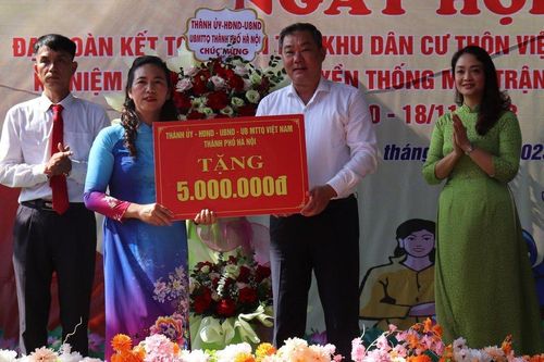 Nô nức ngày hội Đại đoàn kết dân tộc tại xã Đông Yên