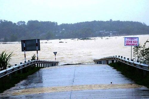 Cảnh báo lũ trên các sông từ Quảng Bình đến Phú Yên
