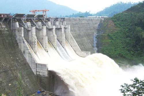 Quảng Nam: 4 thủy điện lớn bắt đầu hạ dần mực nước hồ chứa để đón lũ