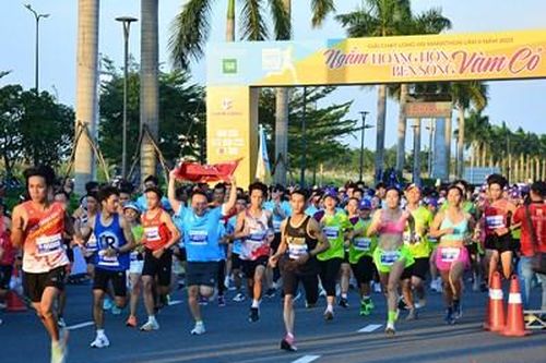 Hơn 2.000 vận động viên tham gia Giải chạy Long An Marathon 2023