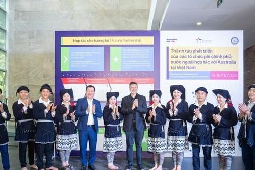 Triển lãm thành tựu phát triển của các tổ chức phi chính phủ nước ngoài hợp tác với Australia tại Việt Nam