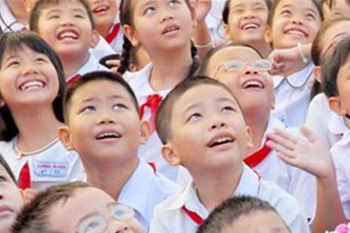 Việt Nam đối mặt mức sinh thấp