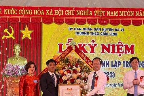 Trường THCS Cẩm Lĩnh: 60 năm trong sự nghiệp 'trồng người'