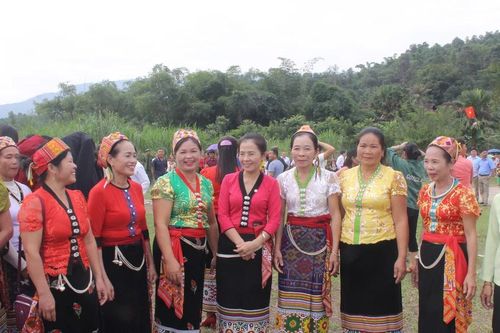 Nhân lên nét đẹp Ngày hội Đại đoàn kết