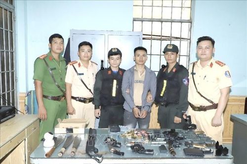 Phát hiện 'ổ' tàng trữ nhiều súng, đạn tại TP Biên Hòa