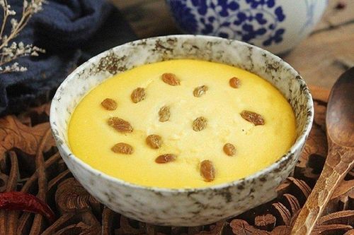 Món ngon cuối tuần: Cách làm bánh sữa chua thơm ngon không cần lò nướng