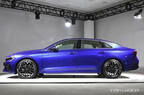 Cận cảnh KIA K5 2024 vừa ra mắt: Tuyệt phẩm trong phân khúc D, 'ăn đứt' Toyota Camry và Honda Accord về thiết kế