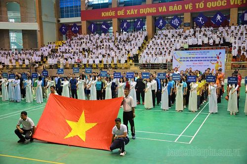 Gần 1.100 lượt vận động viên tham gia giải thể thao ngành Giáo dục