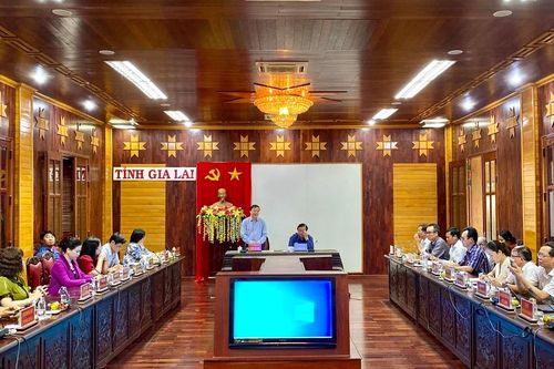 Tọa đàm về xây dựng vùng nguyên liệu cà phê và du lịch nông nghiệp