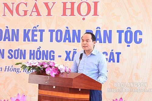 Lãnh đạo tỉnh dự ngày hội đại đoàn kết toàn dân tộc