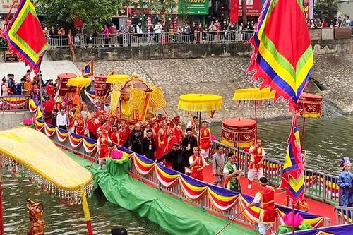 Nét đẹp của lễ hội trong phố