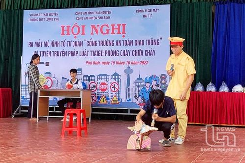 Nâng cao ý thức chấp hành pháp luật cho học sinh