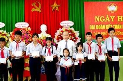 Đoàn kết là sức mạnh để thực hiện thắng lợi các mục tiêu