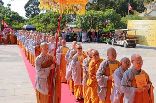 Đại giới đàn Minh Nguyệt: Hội đồng Thập sư Ni hướng dẫn giới tử Tỳ-kheo-ni cầu Chánh pháp yết-ma