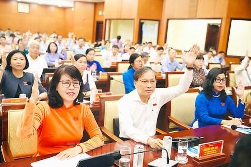 Kỳ họp chuyên đề HĐND TPHCM: Cho ý kiến nhiều tờ trình quan trọng để tăng tốc Nghị quyết 98