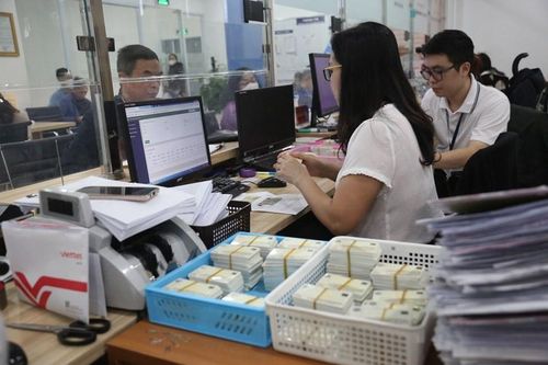 Từ 13/11, cấp đổi giấy phép lái xe tại UBND huyện Mỹ Đức và Đông Anh