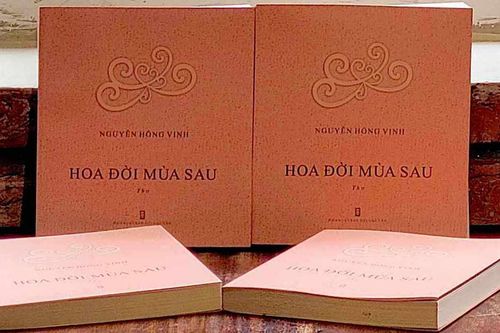 Nhà thơ, nhà báo, PGS.TS Nguyễn Hồng Vinh: 'Cháy' hết mình cho từng con chữ