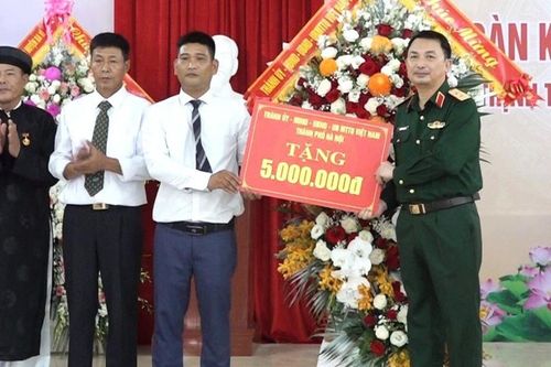 Ba Vì: Cần xây dựng thôn Thịnh Thôn phát triển, giúp người dân thoát nghèo
